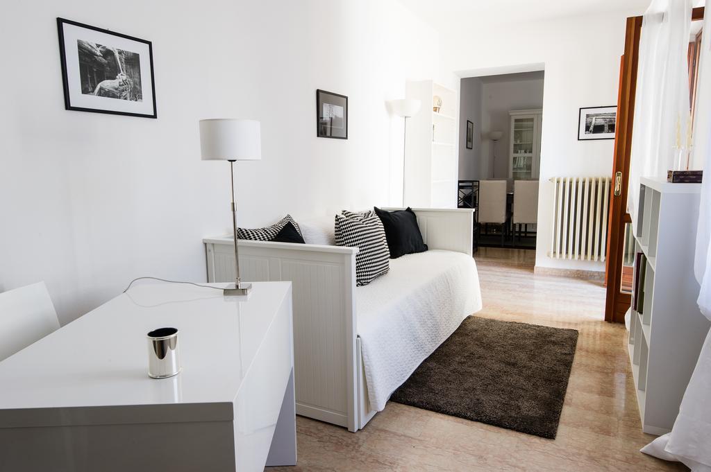 Appartement Italianflat - Palazzo Zeiner à Vérone Extérieur photo