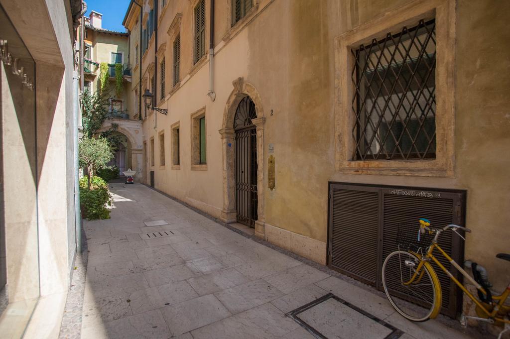 Appartement Italianflat - Palazzo Zeiner à Vérone Extérieur photo